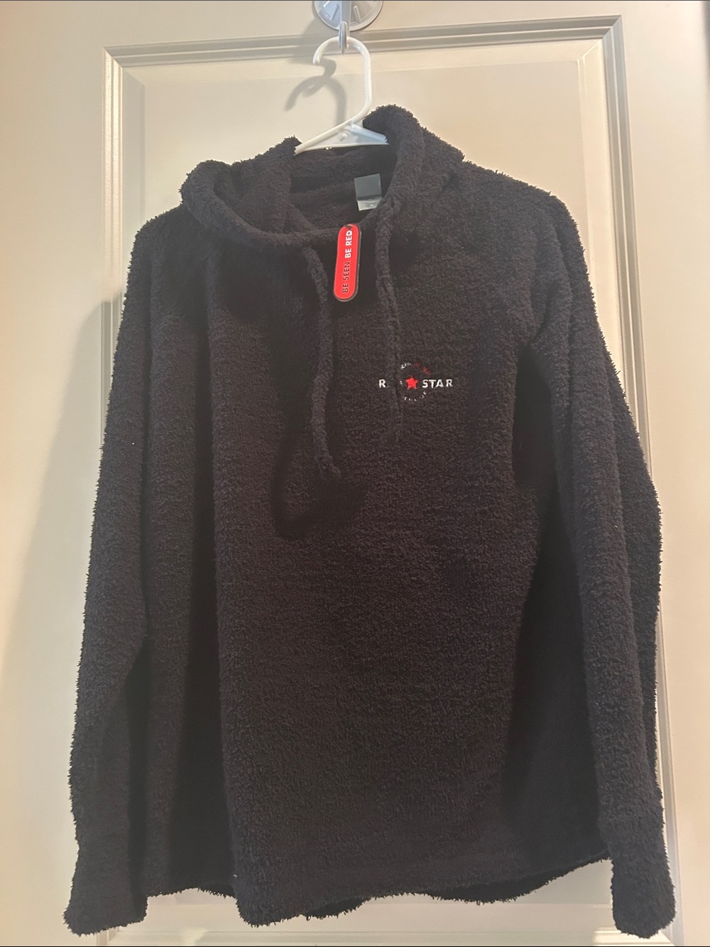 J. America Red Star Black Plush Teddy pullover Hooded sweatshirt stretchy size S